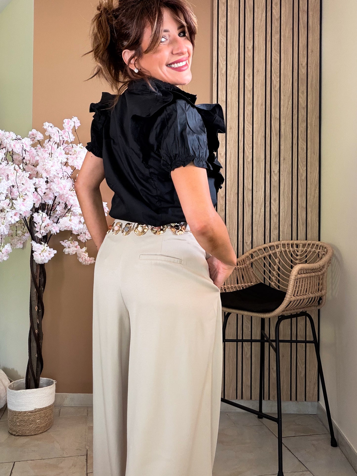 Chemise Chic in Black